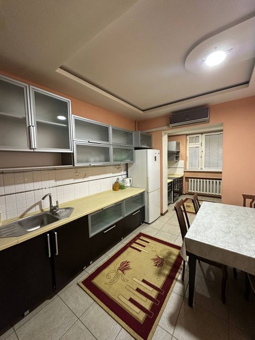 (5) Сдается Шох Мед Центр 3/4/9 130м²