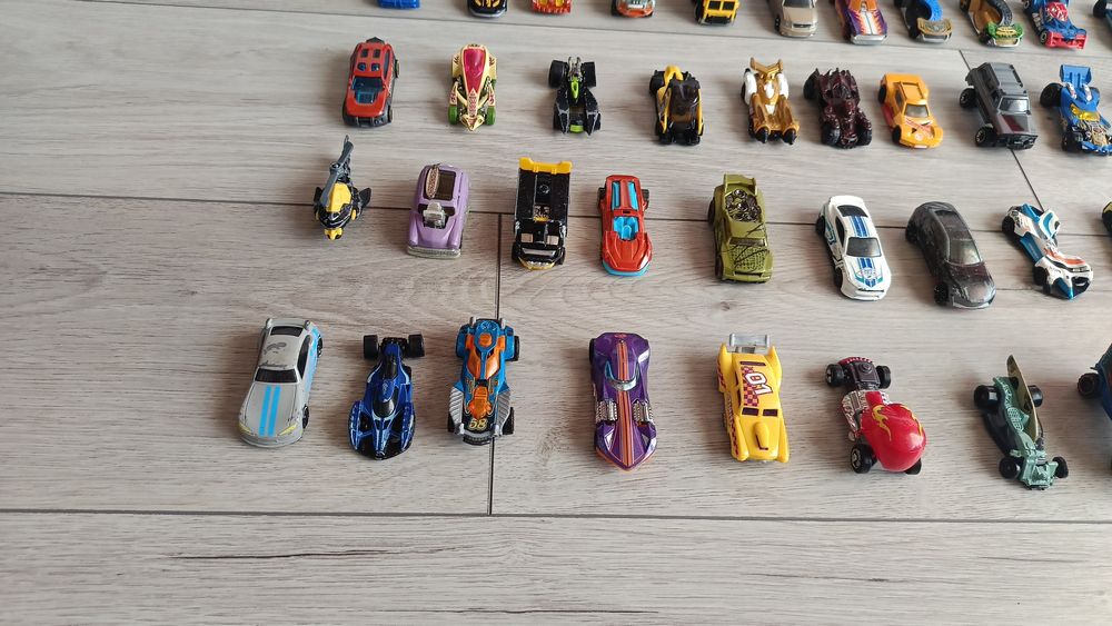 Колички  Hot Wheels