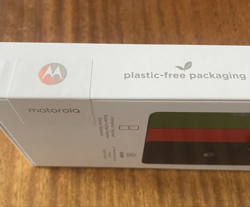 Нов телефон Motorola g06 неразопакован