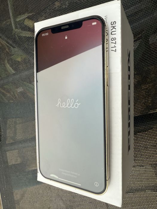 De vanzare telefon iPhone 12 pro max gold