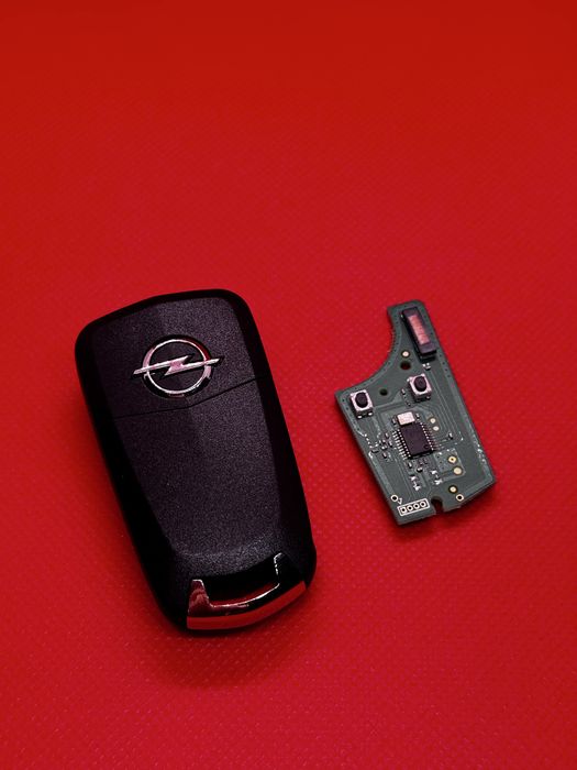 Copiere și programare chei Opel (2 butoane)