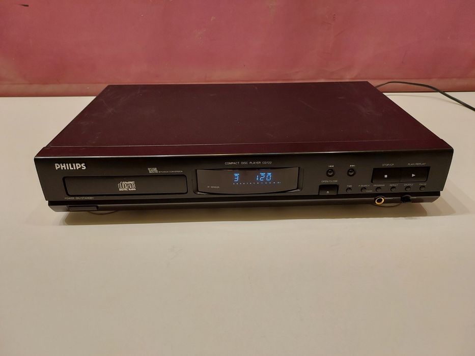 CD-Player Philips CD722. Class 1 Laser Product. Perfect funcțional.