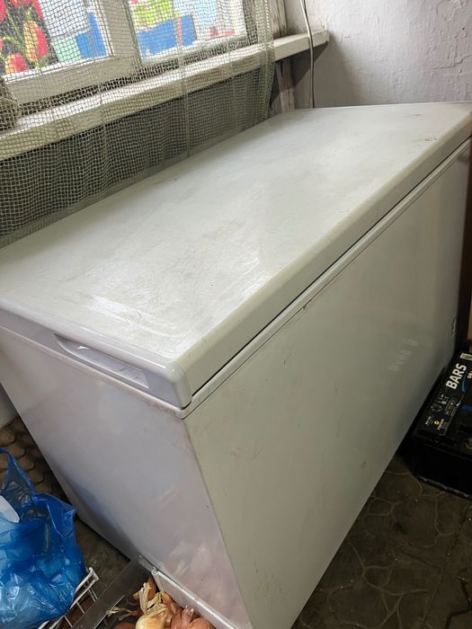 Морозильный ларь Бирюса 355KX, 330 л