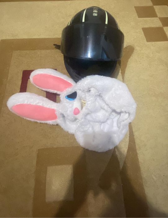 Продам мото шлем с чехлом
