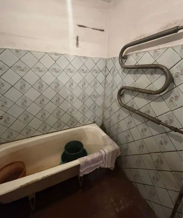 Продам 4-х комнатную квартиру