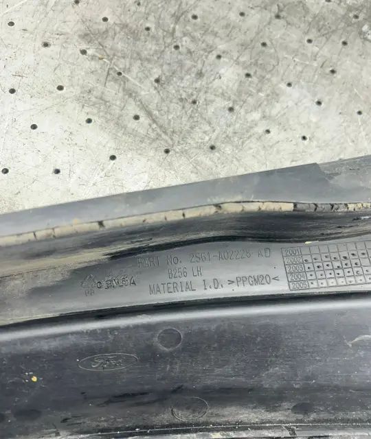 Grila stergatoare 2S61A02228AD 2S61A02228AD Ford Fiesta 2002