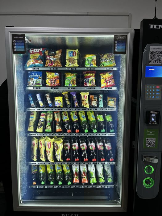 Вендинговый (снековый) автомат