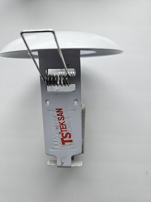 Продам светильники