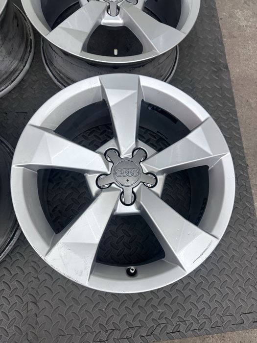 16-цола 5х100 - Audi - A1-A2-A3 - (VW-Skoda-Seat)