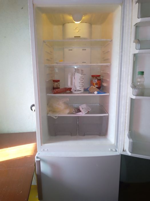 Продам холодильник