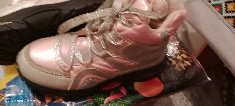 Ботинка детский осенний