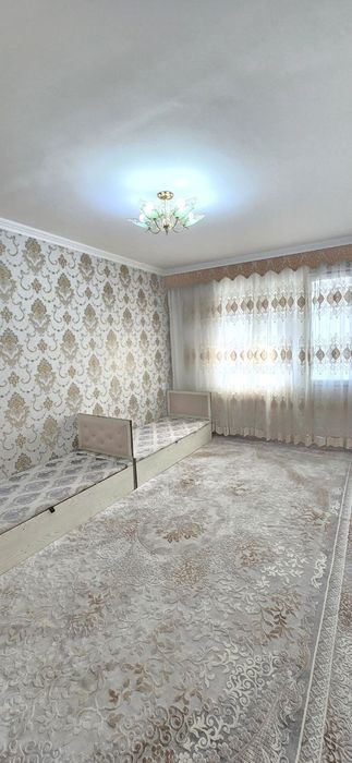 Чиланзар 9 1-комнатная переделанная на 2-комнатную