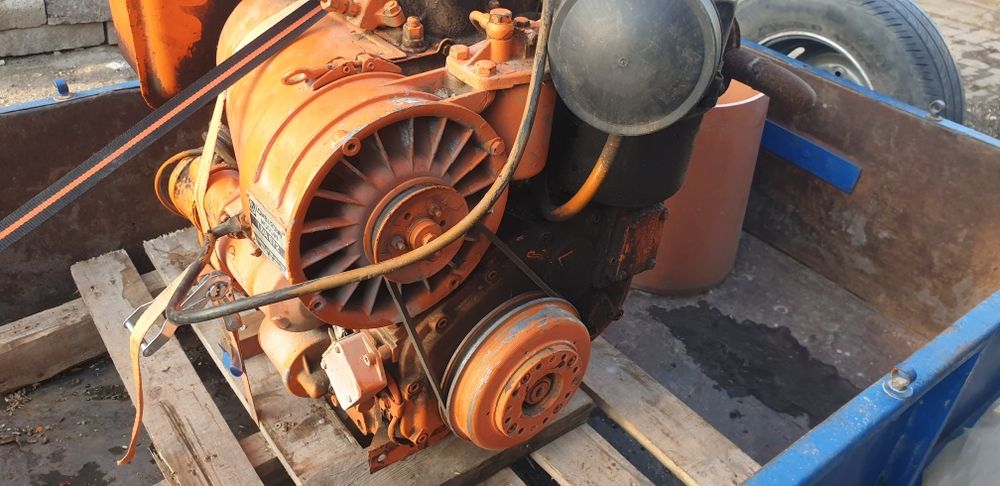 Motor lombardini LDA 672.  2 pistoane