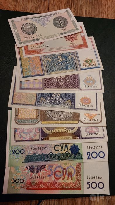 Старые купюры Узбекистана в новом состоянии
