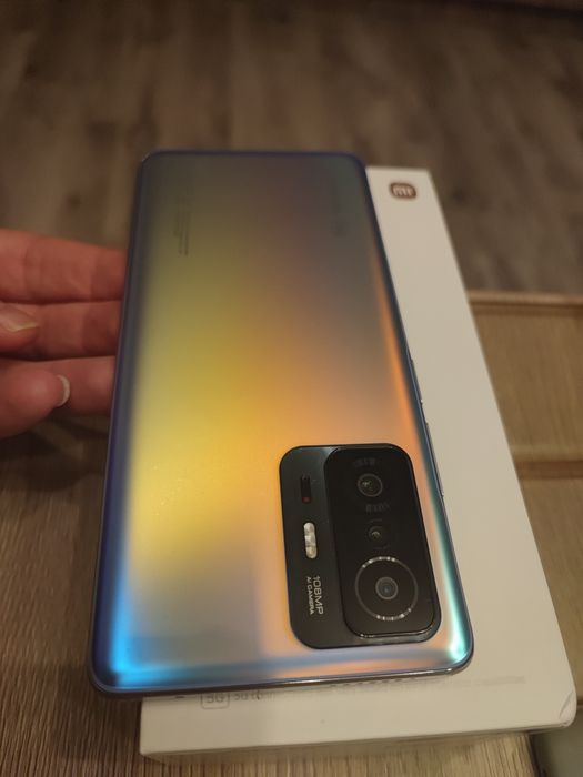 XIAOMI 11T телефона е неразличим от нов
