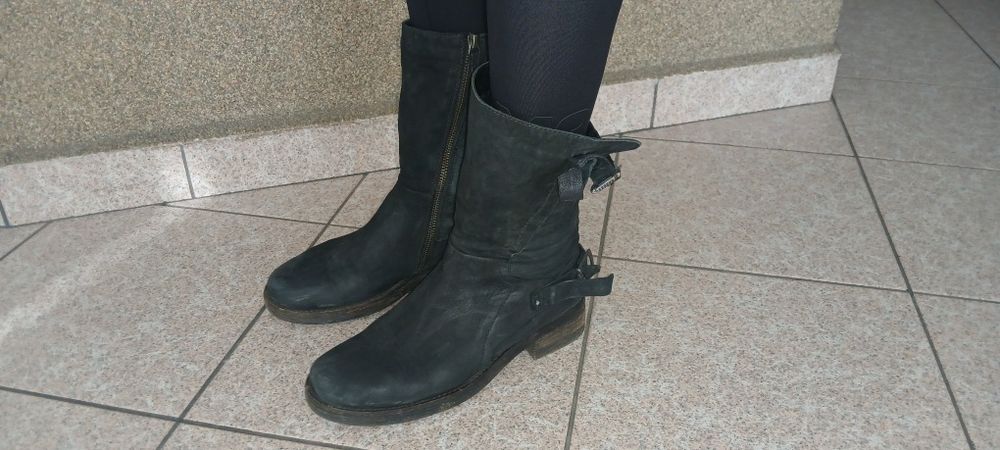 Черни Боти - Navi