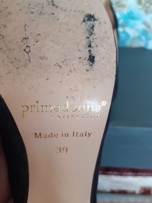 Туфли замшевые Made in Italy.