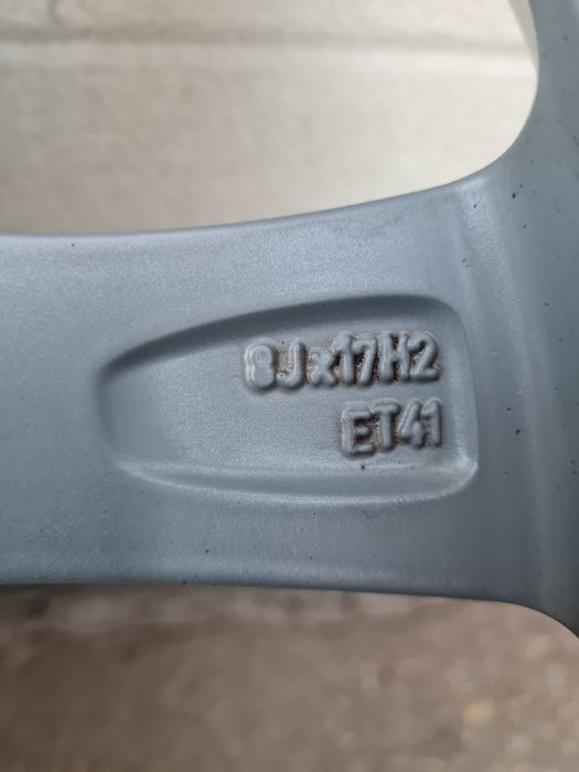 Оригинални джанти за ФОЛКСВАГЕН VW AUDI SEAT SKODA R17 5x112 ET41 8J
