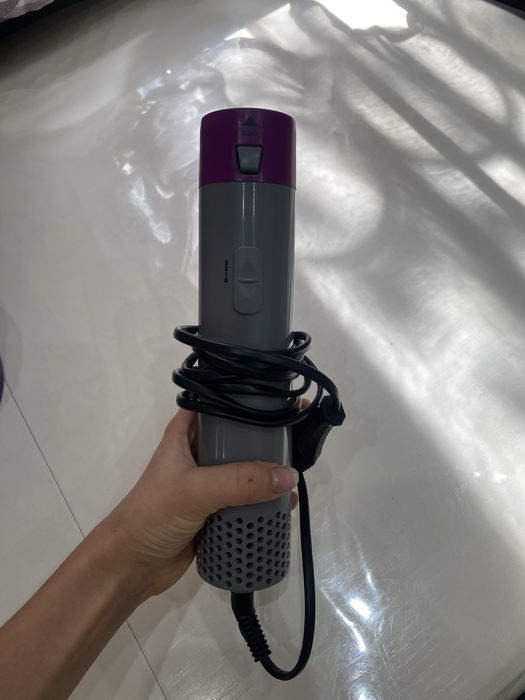 Фен для волос Dyson