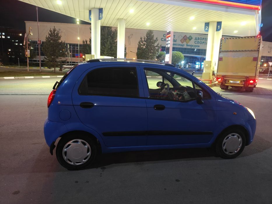 Chevrolet Spark машина