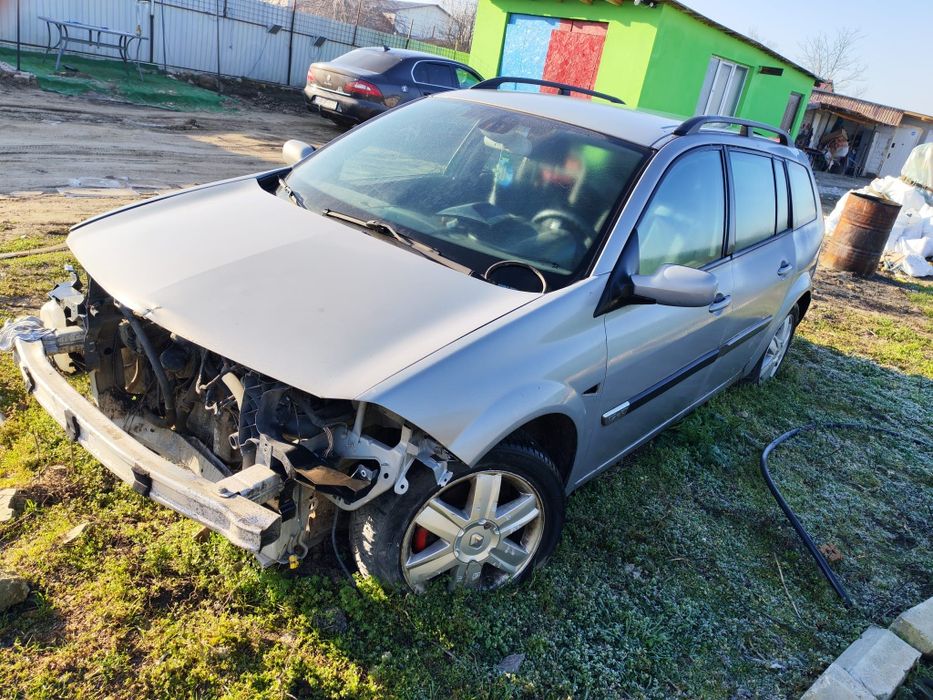 Dezmembrez Renault Megane 2 break