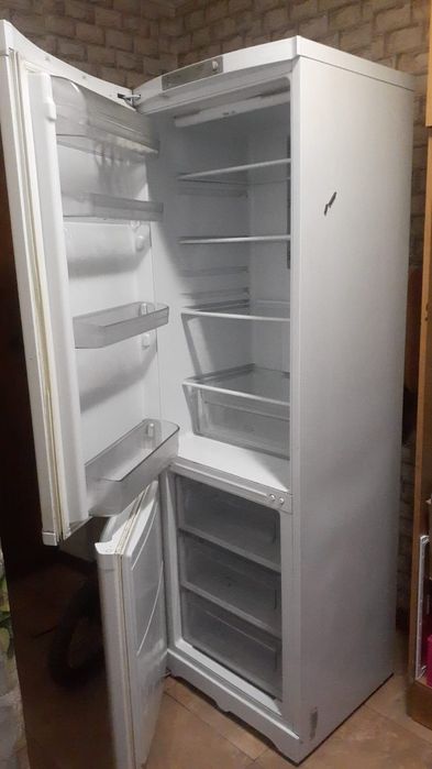 Холодильник на запчасти