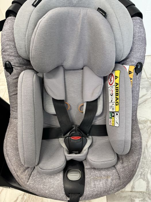 Столче за кола Maxi Cosi Axissifix