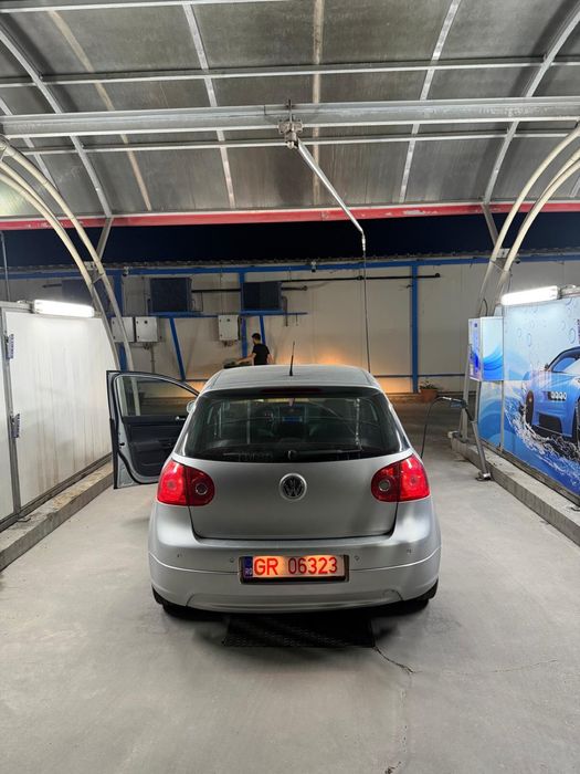 Vand golf 5 gt de fabrică