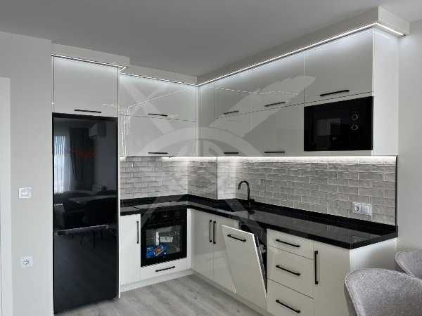 Продава се Двустаен апартамент в Пловдив, Христо Смирненски - 75 кв.м за 2400 €/кв.м - Снимка #2