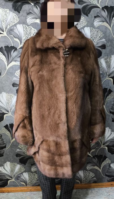 Продам шубу норковую