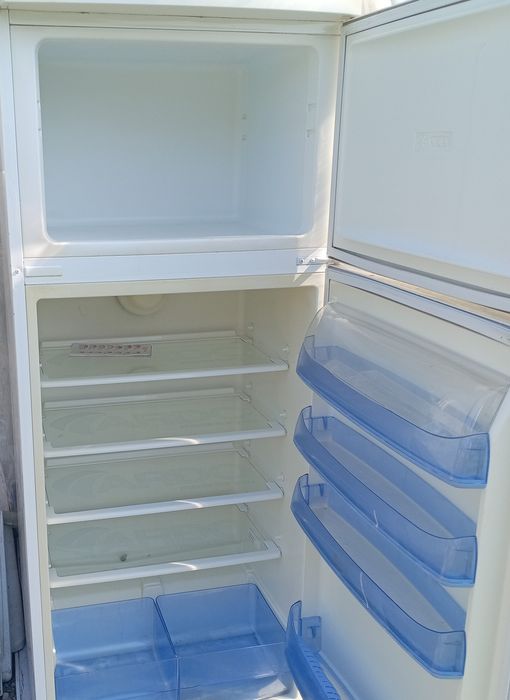 Продам холодильник Ардо