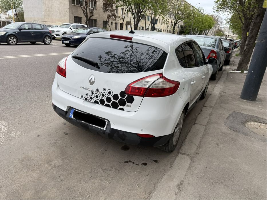RENAULT Megane 2012 — imagine 2