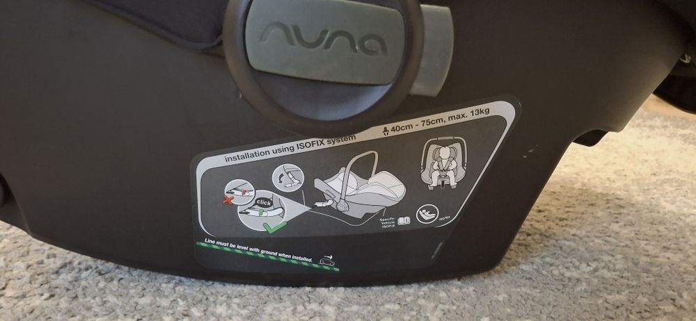 Scoica Nuna PIPA Urbn Caviar, 40–75 cm, cu isofix integrat