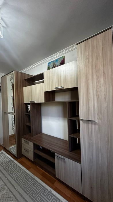 Продам шкаф для спальни и для прихожей и для гостиной