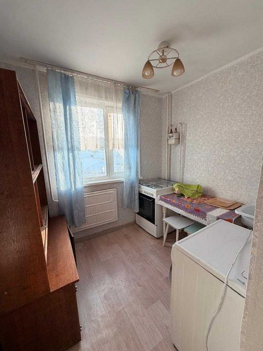 2х-ком кв., средний этаж , район ТД Рахмет-10 школа