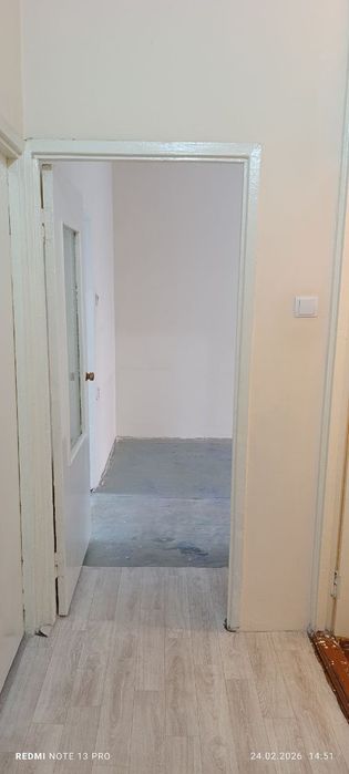 Юнусабад -11 мега ПЛАНЕТ 2х комнатная пустая квартира