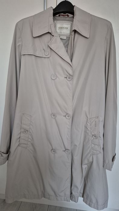 Дамски шлифер на GEOX