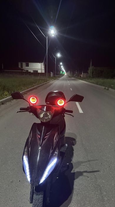 Скутер Vento Corsa