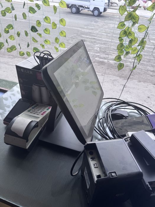 Monoblok hamma narsasi bilan