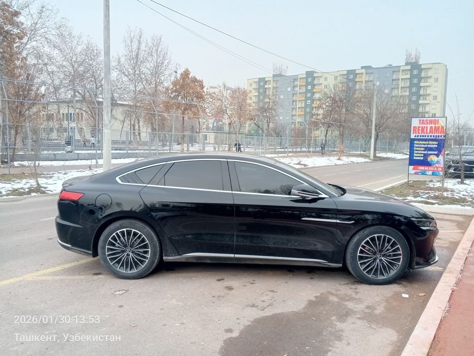 BYD Han sotiladi