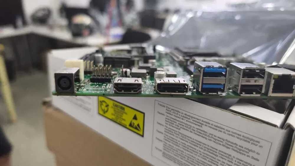 ASUS PRIME H310T R2.0 Placă de bază ITX LGA1151 Gen 8/9 Garantie 6Luni