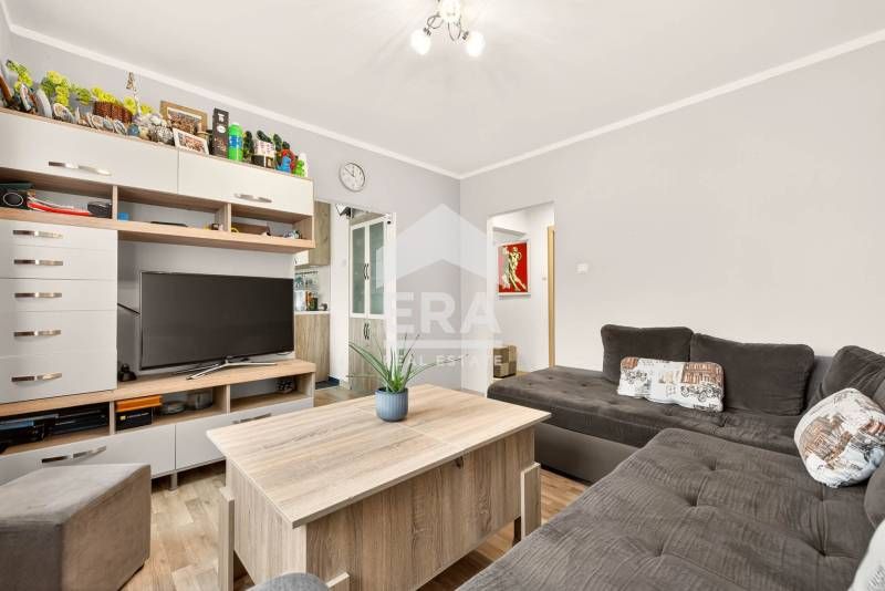 Продава се Тристаен апартамент в Варна, Аспарухово - 81 кв.м за 2062 €/кв.м - Снимка #7