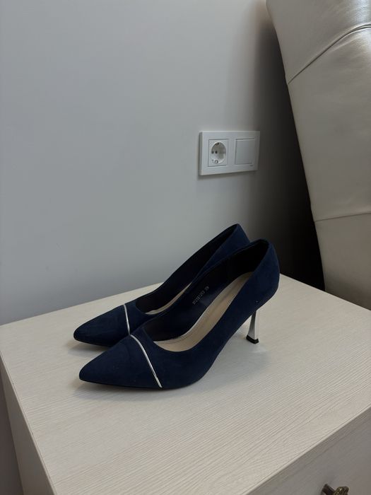 ТУФЛИ по 3500, красные и синие