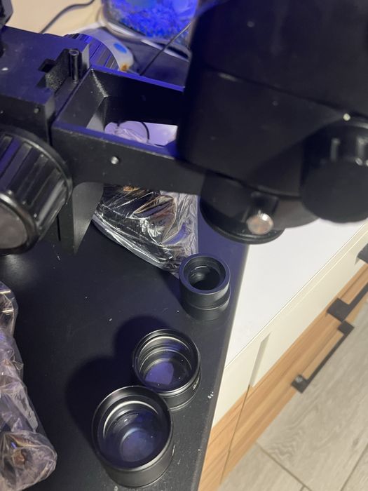 Microscop  de vanzare functional 100%  garantat