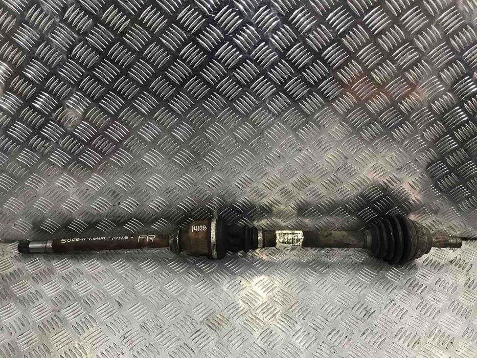 Полуоски Peugeot 5008 1.6DHI 2011г.