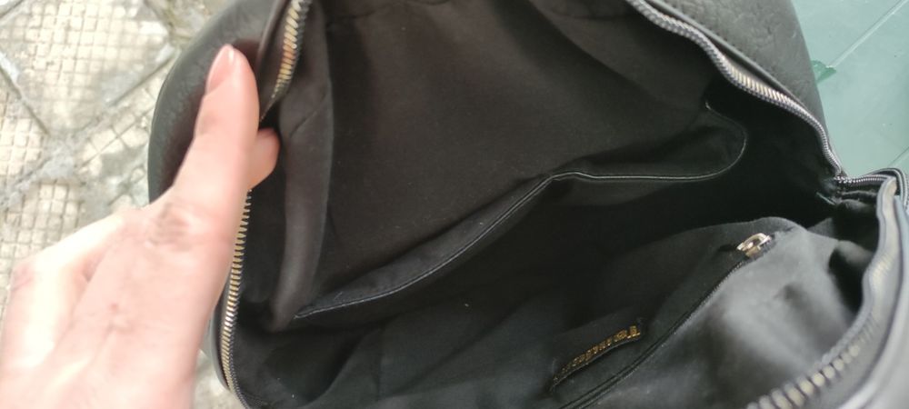 Дамска Раница 15€.