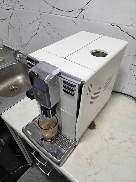 Espressor Automat Philips EP5961 Aparat cu Cafea Boabe Saeco Incanto