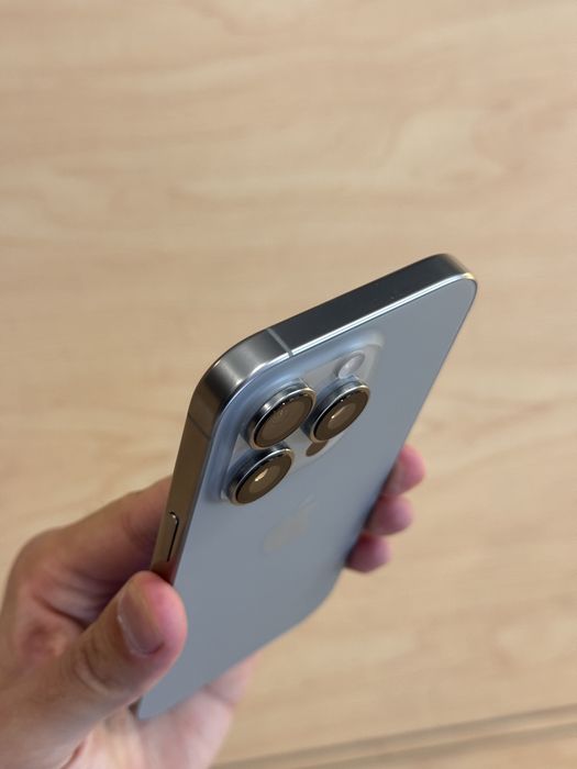 Iphone 16 Pro. 256гб. 90%