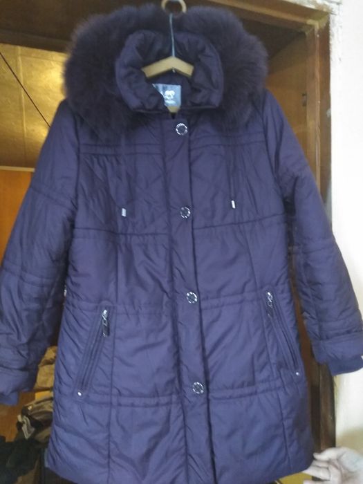 Продам куртки зимние.