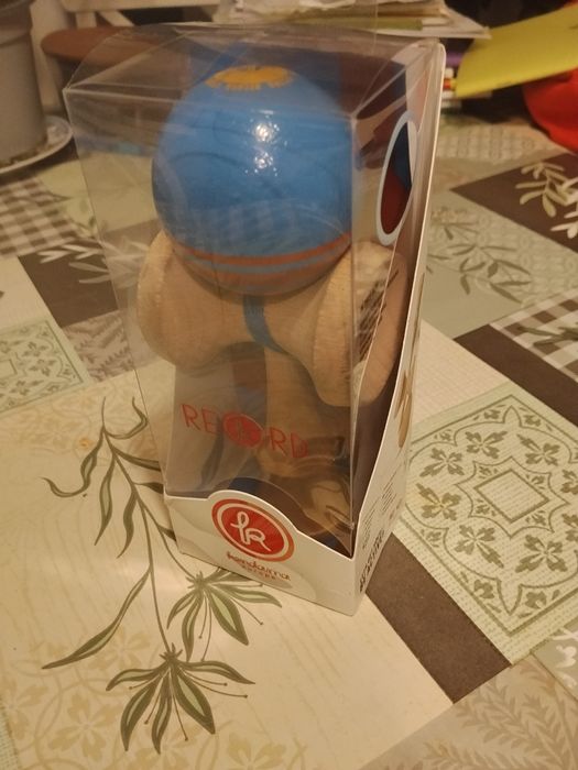 Kendama Europe semnată de Adrian Vilău